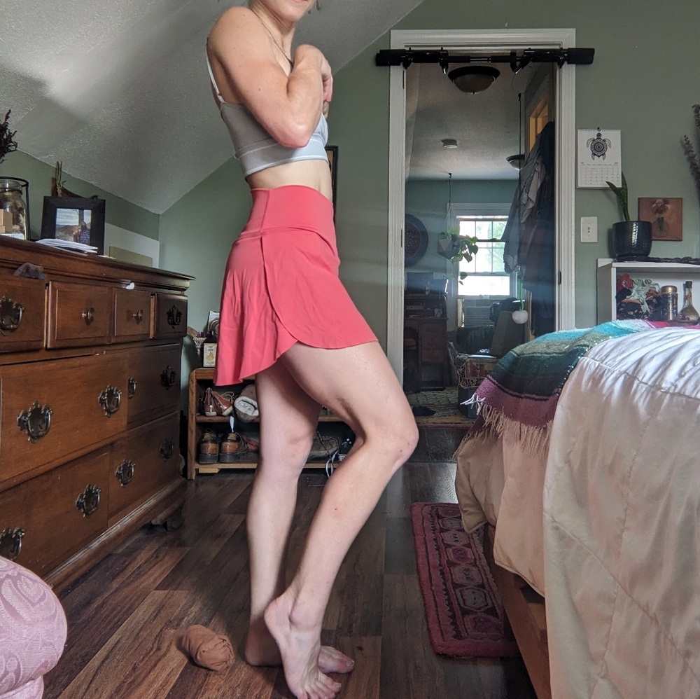 Halara flowy skirt